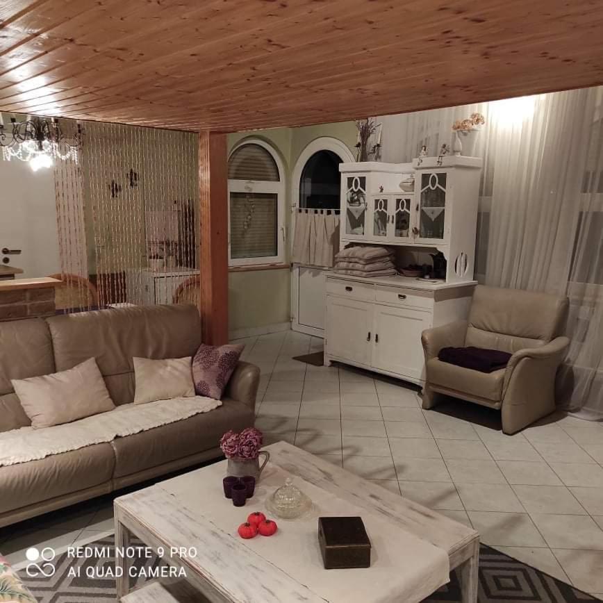 Lavendel Apartman Harkány Esterno foto